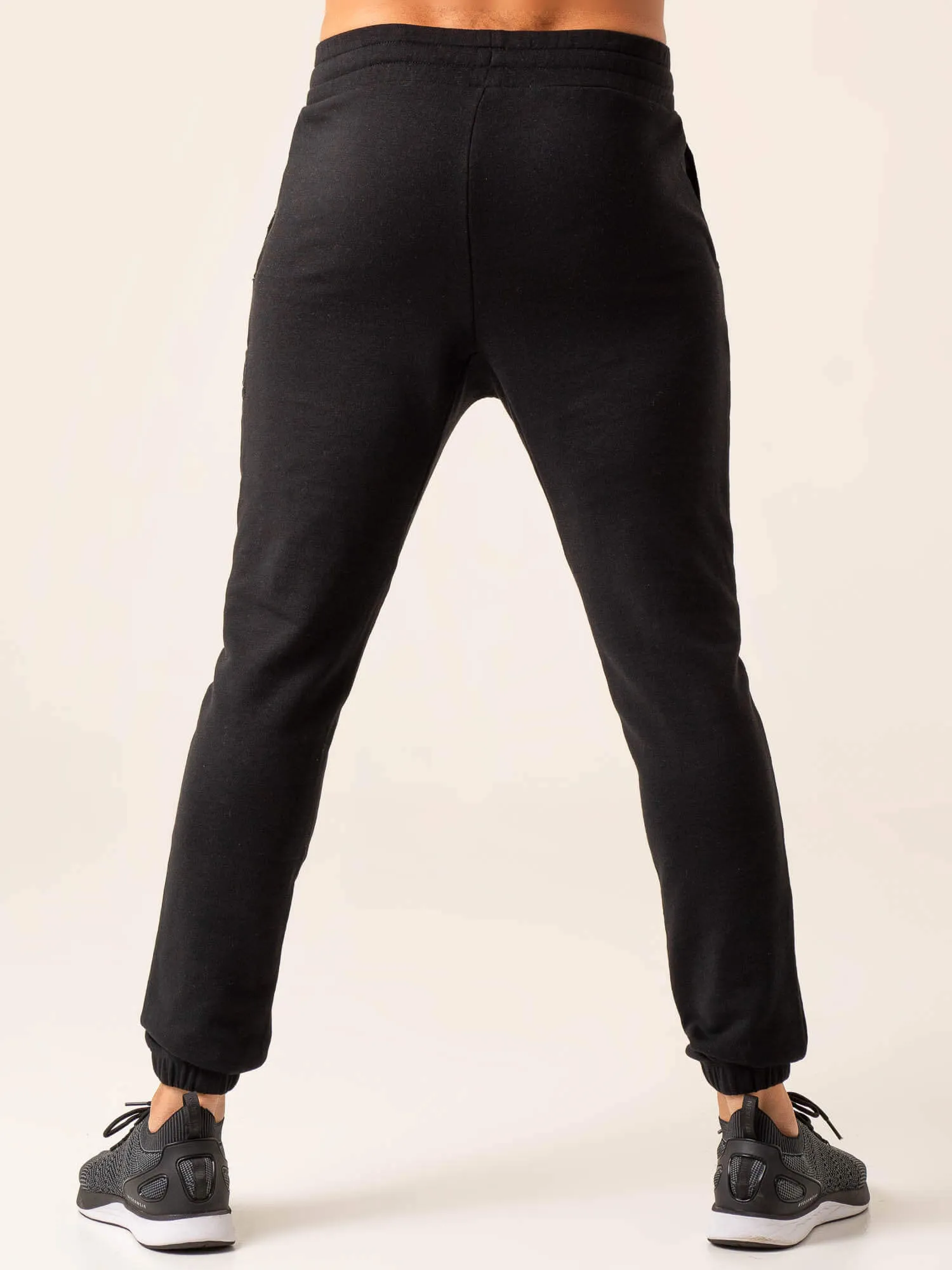 Dynamic Track Pant - Black