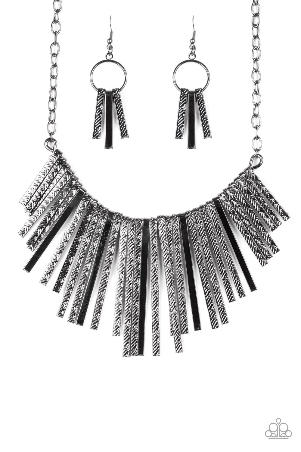 Paparazzi Accessories - Welcome To The Pack - Black Necklace