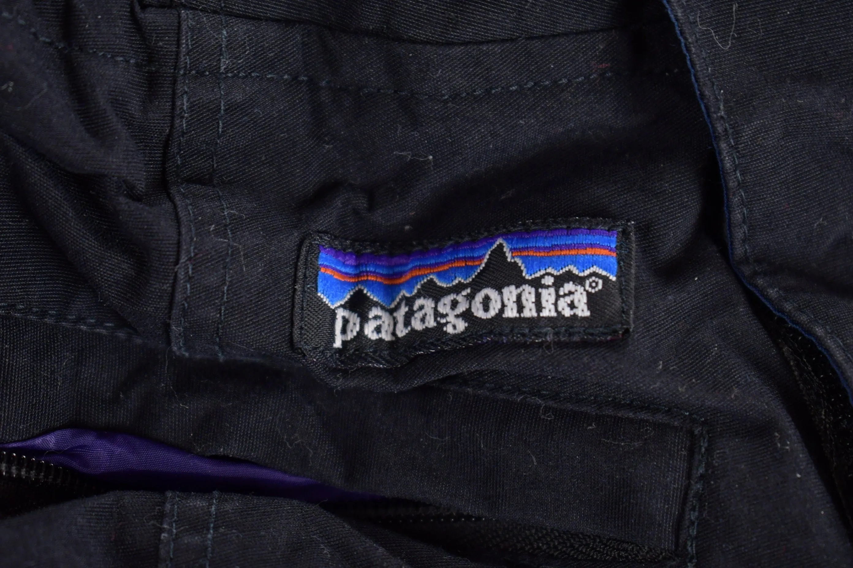 Vintage 1990s Patagonia Black Snow Pants Size 30 x 26.5 / American Vintage / Streetwear / Vintage Pants / Vintage Sweat Pants